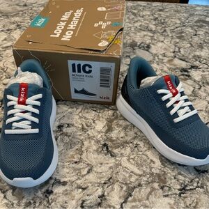 Little boy Kizik slip on sneakers size 11